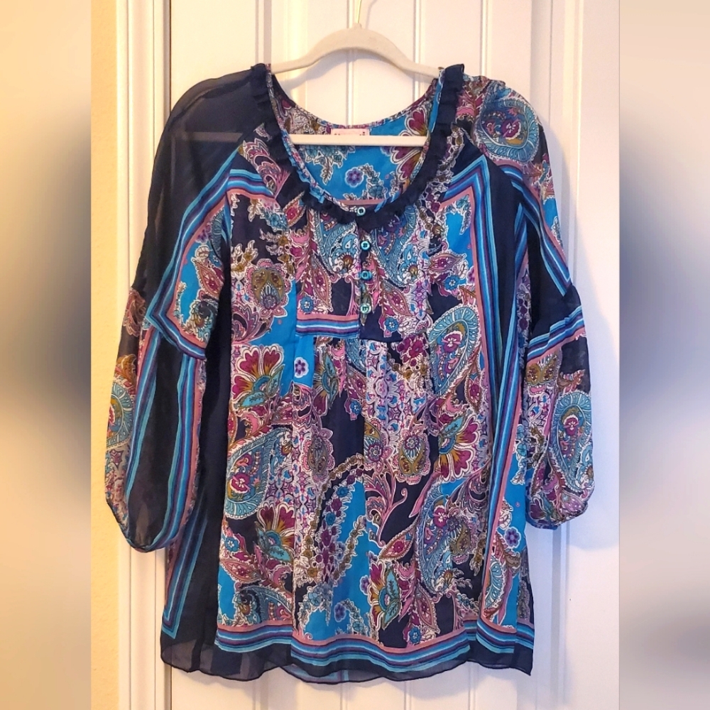 XL RUFFLE COLLAR PRINT TOP - Picture 2 of 4